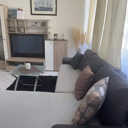 Appartement Neno Primošten