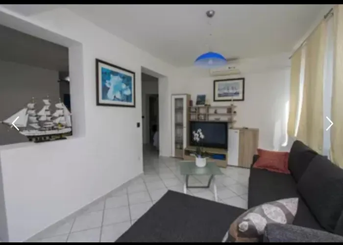 Neno * Примоштен